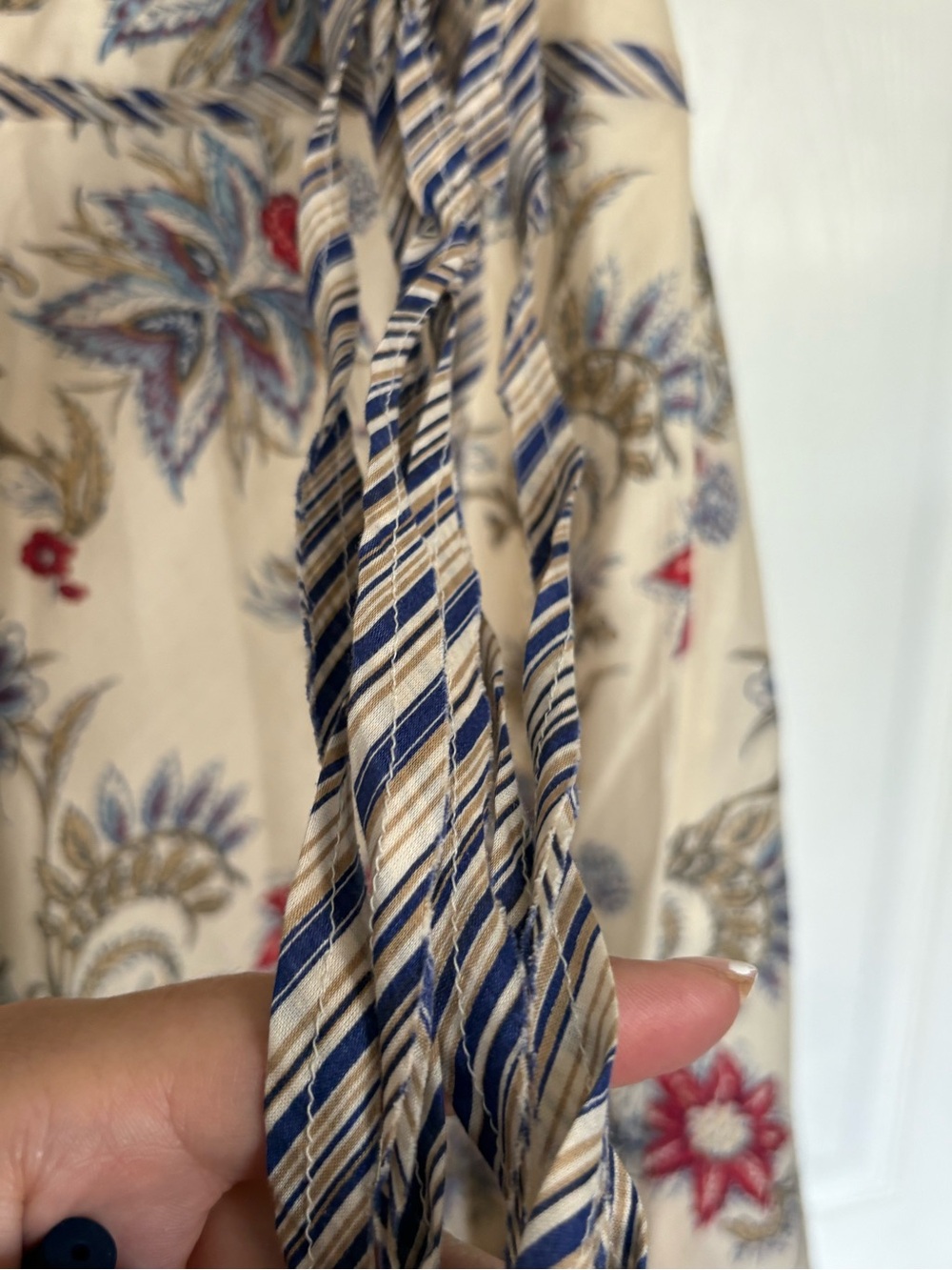 BCBGMaxAzria Cream Maxi Dress with Red & Blue Floral Print - Picture 4 of 9